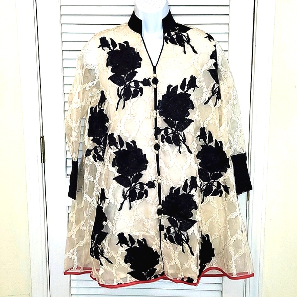 Embroidered Black and White Kurta